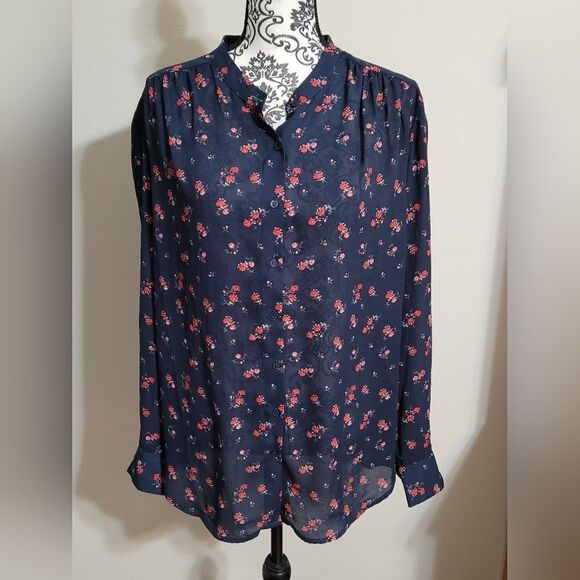 Beautiful navy red floral button up Blouse - Picture 1 of 6